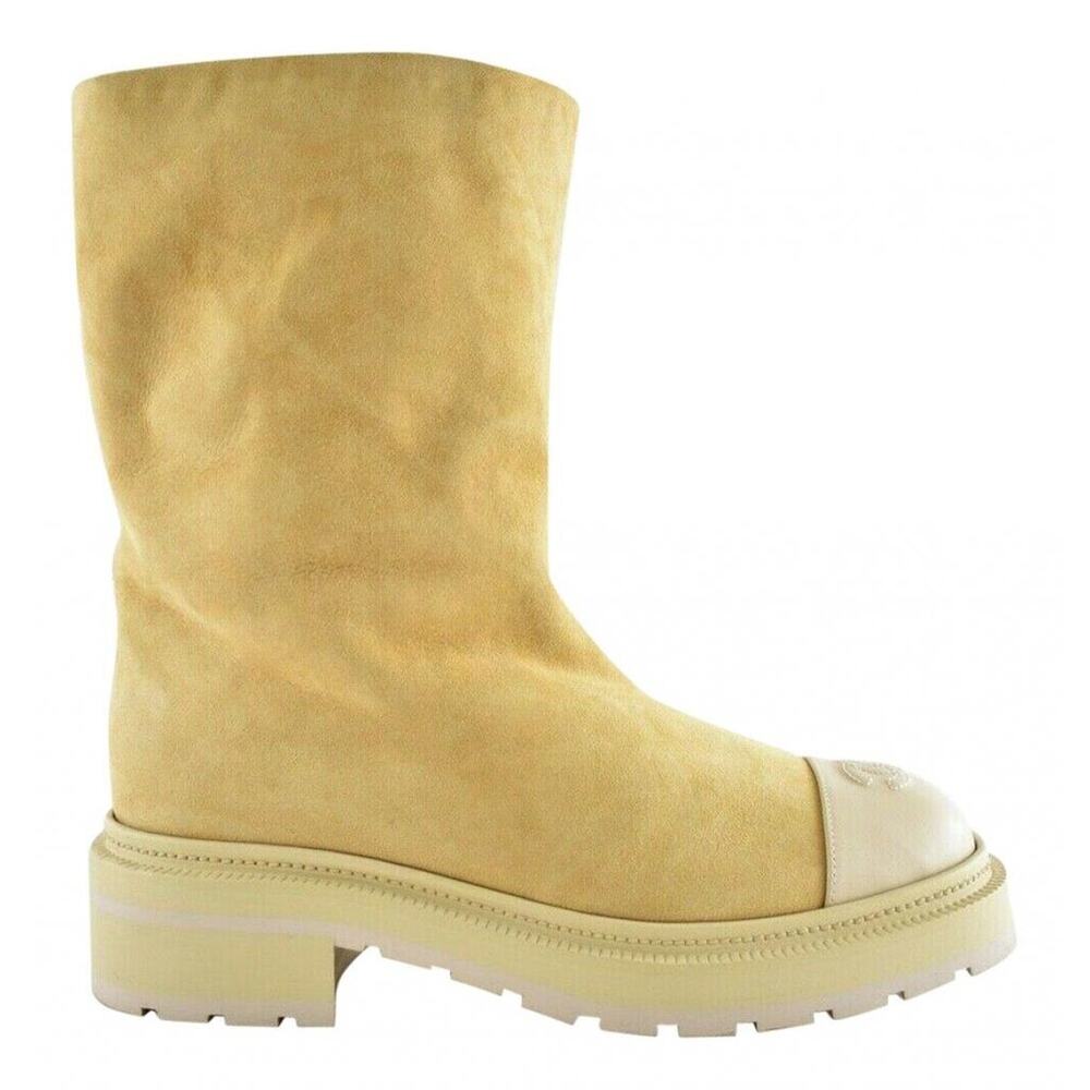 Chanel 20N Beige Suede Shearling Fur CC Cap Toe Pull On Mid Calf Tall Boots 37.5